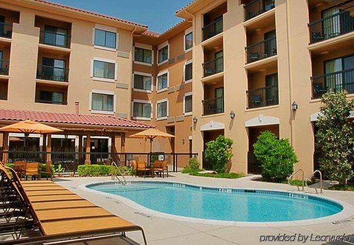 Courtyard Fort Worth I-30 West Near Nas Jrb Удобства фото
